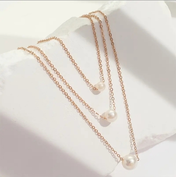 NWT 18K Gold Plated Simple Pearl Multi-layer Collarbone Chain Necklace - Picture 1 of 4